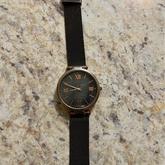 Tahari watch - Picture 1 of 3